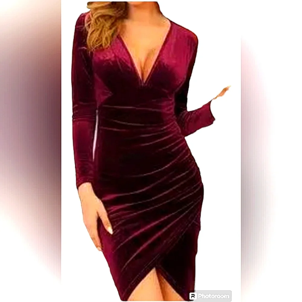 HUHOT WINE VELVET PLUNGING NECKLINE MINI BODYCON DRESS NWOT SIZE L - Picture 4 of 12